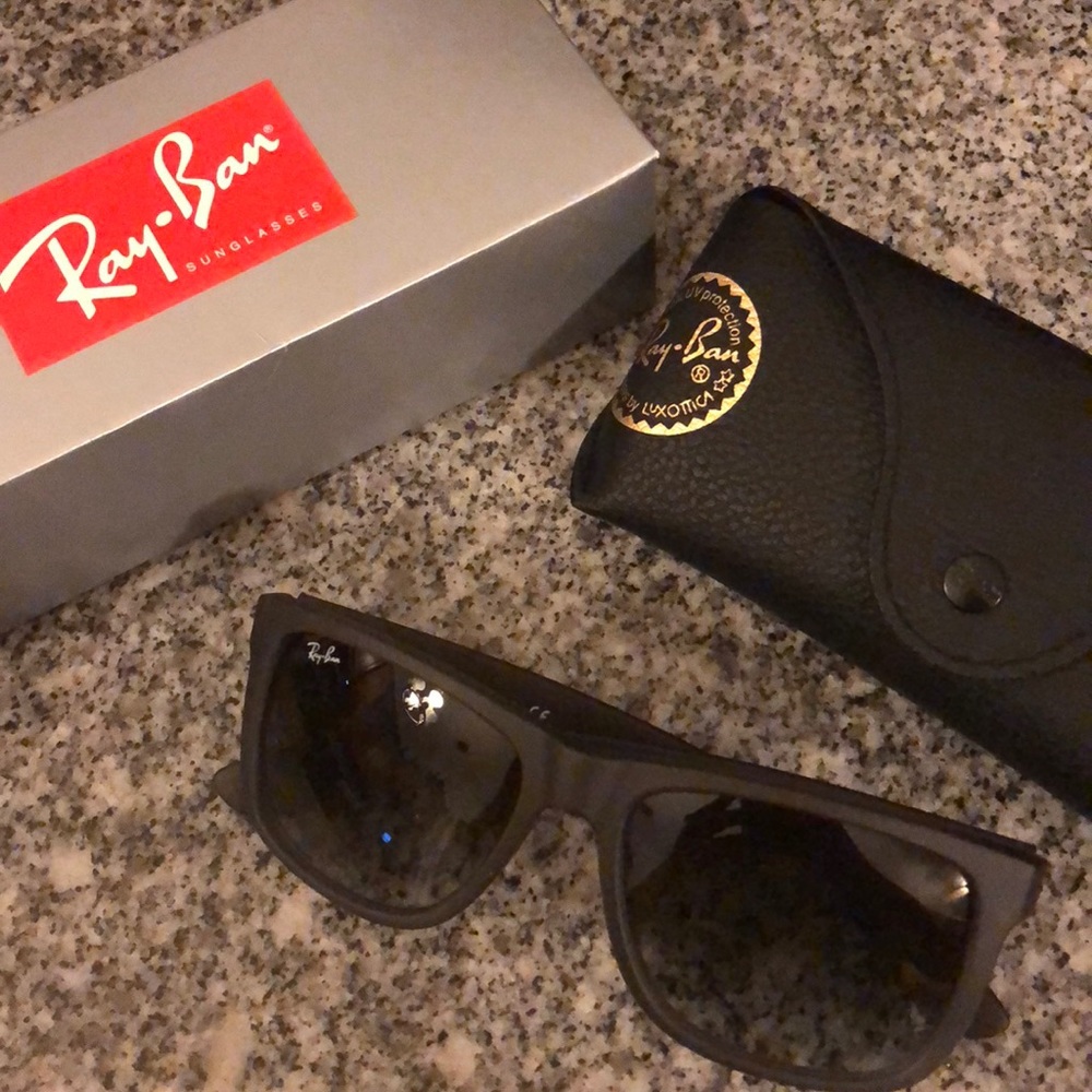Ray Ban Justin Sunglasses